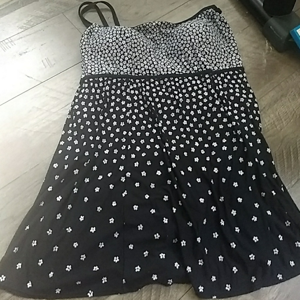 1 piece swimsuit with skirt
